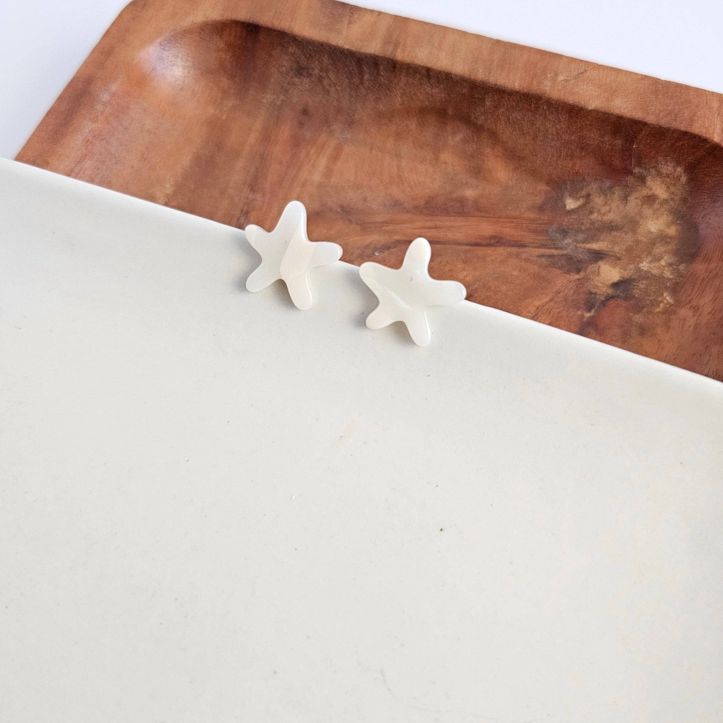 Starfish Studs - Ivory