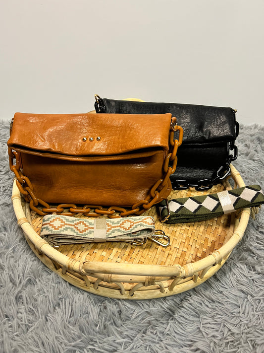 Kelly crossbody with chain